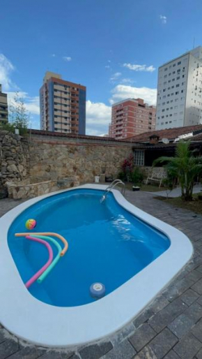 Casa com Piscina vila tupi